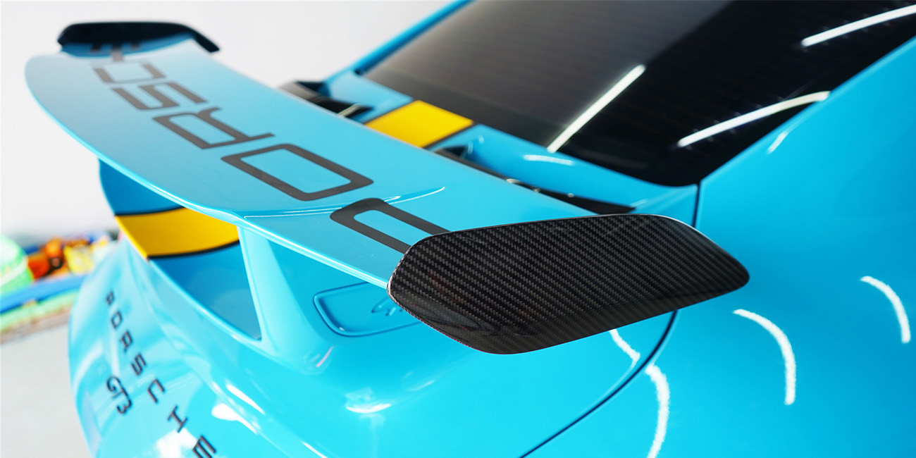 Carbo Carbon Fiber Porsche 911/GT3 Full Body Kit Showcase – Includes Front Lip, Wind Knife, Side Skirts, Rear Diffuser & Engine Cover Trim